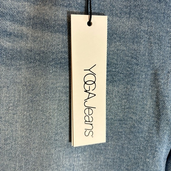 YOGA JEANS Sz 32 Jeans Button Fly Mid-Wash Mom Or Boyfriend Style NEW WITH TAGS - Picture 3 of 12